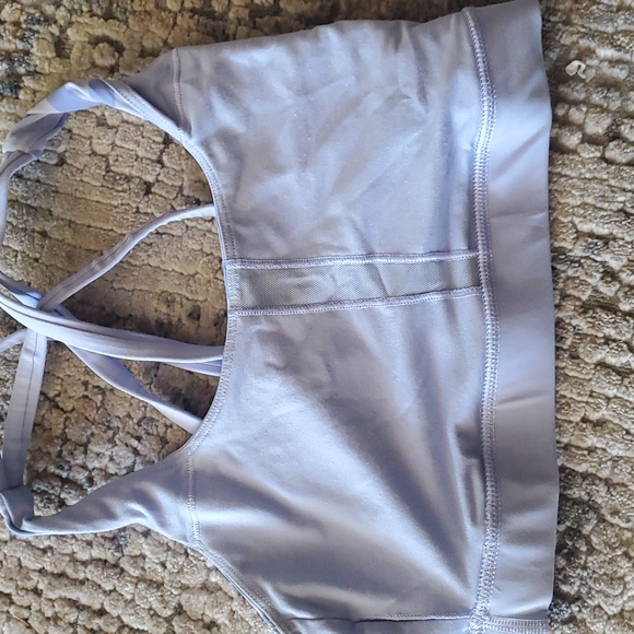 Lululemon energy bra size 4 - Picture 4 of 5